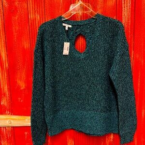 NWT Maurice’s sweater